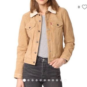 NWT Levi’s suede trucker jacket with sherpa lining